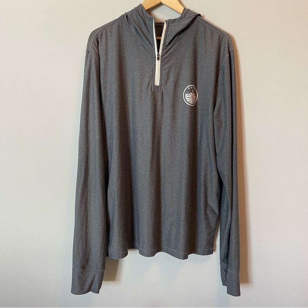 Vuori Men's Uluwatu Water Hoodie Long-sleeve XL/XXL 1/4 zip pullover Grey